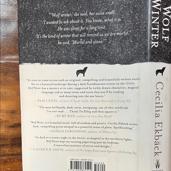 Wolf Winter by Cecilia Ekbäck - Picture 3 of 8
